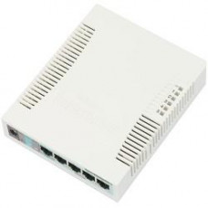 MikroTik RB260GS (CSS106-5G-1S)(r2) Коммутатор RouterBOARD 260GS 5-port Gigabit smart switch with SFP cage, SwOS, plastic case, PSU